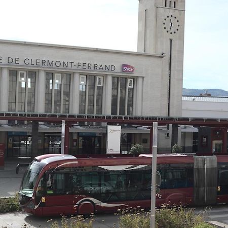 Le Petit Terminus - Gare Sncf Clermont-Ferrand Exterior foto